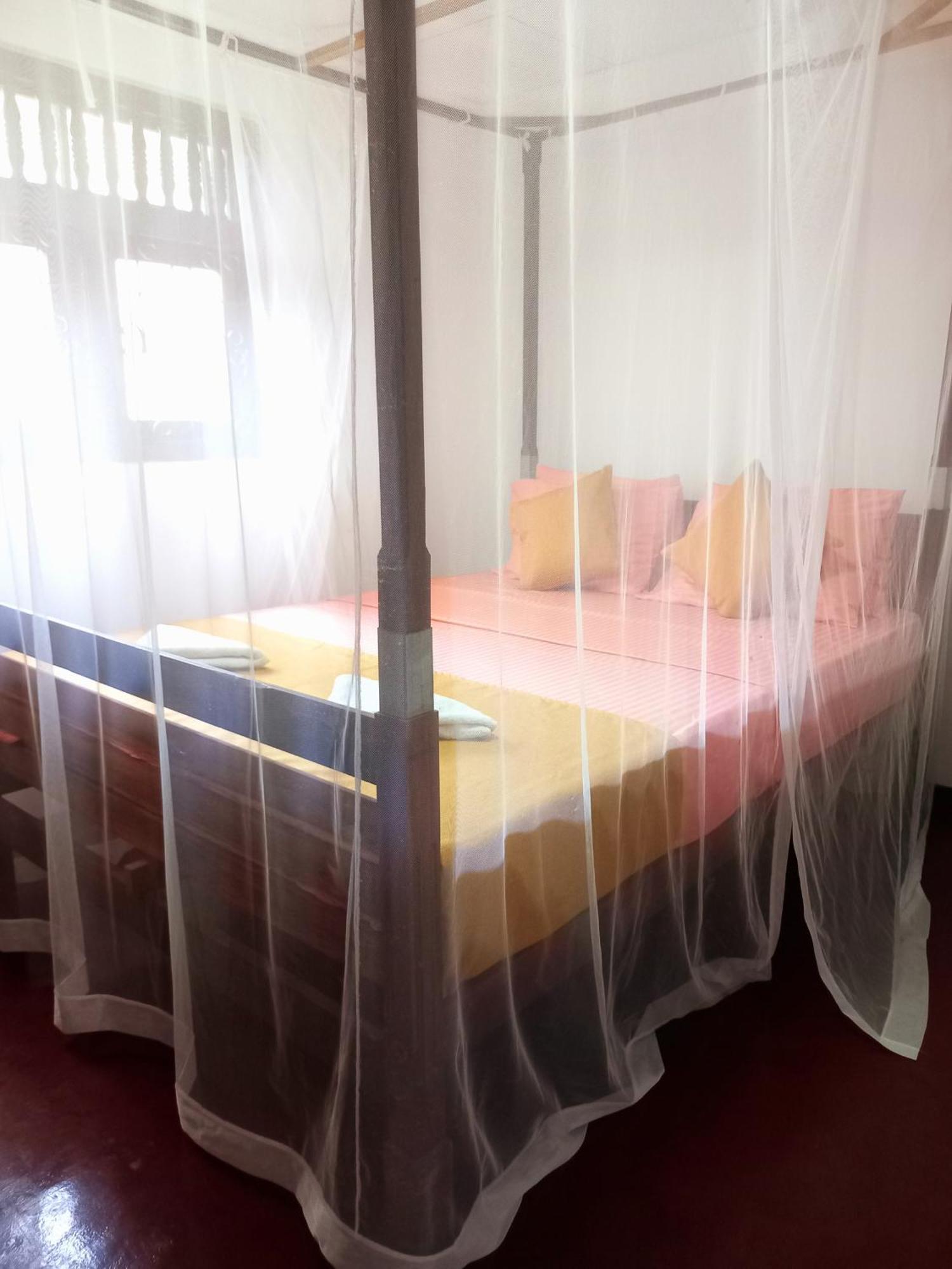 Mutu Villa Zuid-Dikwella Buitenkant foto